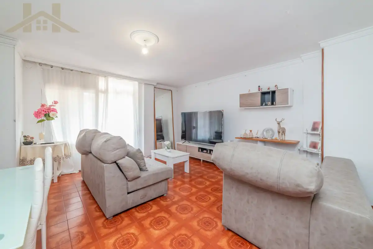 Living room of Flat for sale in Aranjuez  with Air Conditioner, Heating and Terrace