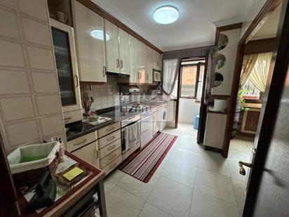 Kitchen of Flat for sale in Oviedo   with Terrace