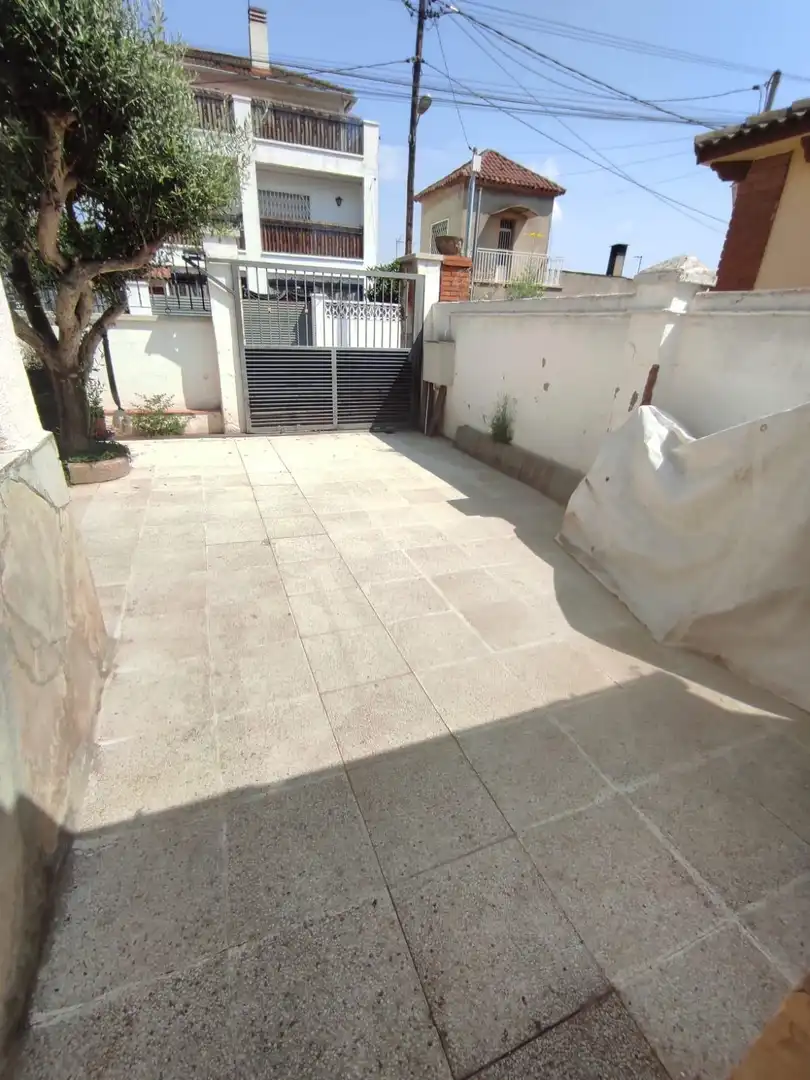 Terrassa de Casa o xalet en venda en Montcada i Reixac amb Calefacció, Terrassa i Piscina
