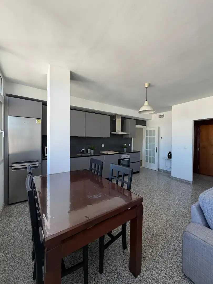 Flat for rent in Parque de Nicolás Salmerón, 11, Centro
