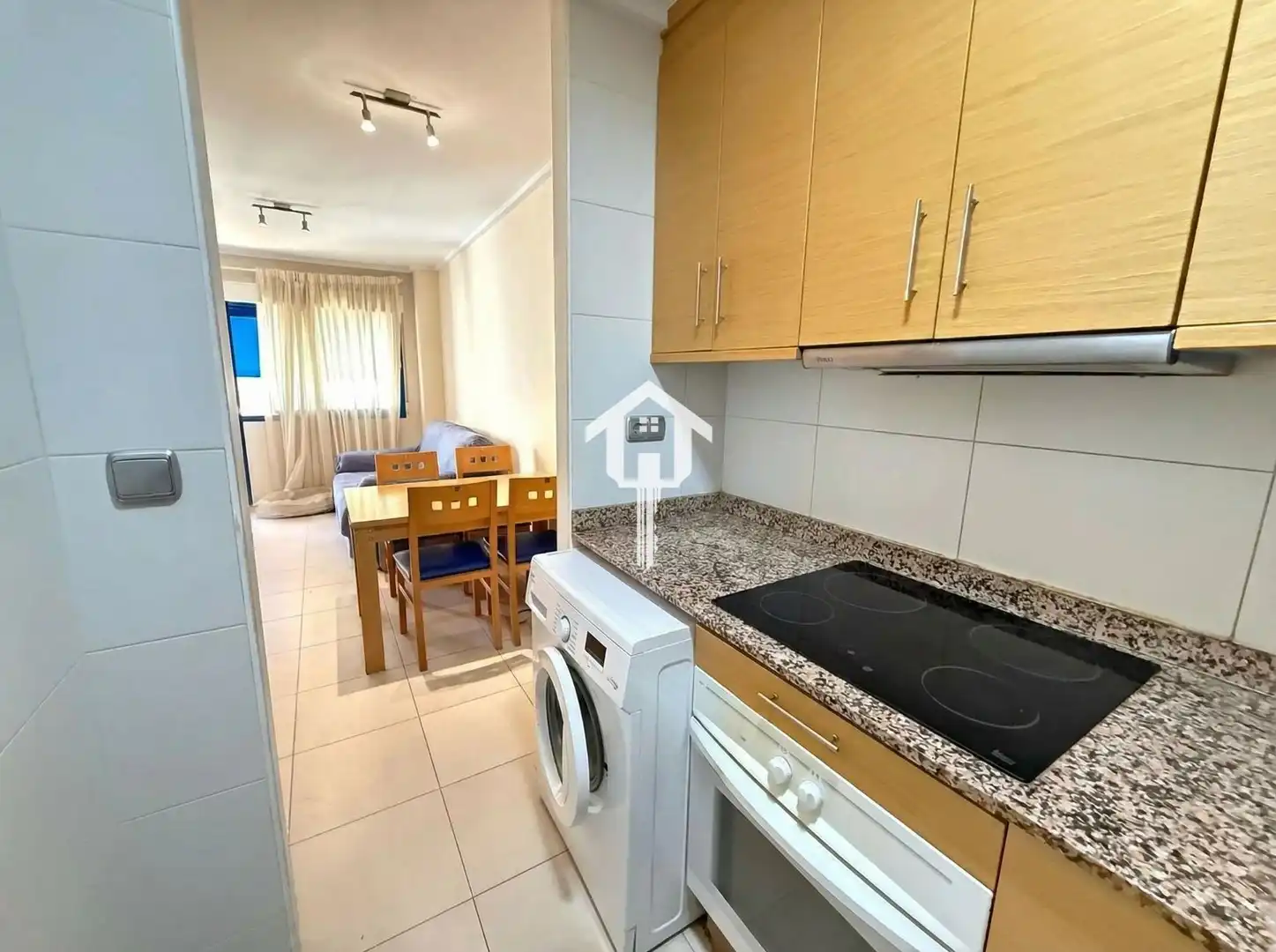 Cocina de Piso en venta en Alicante / Alacant con Amueblado, Balcón y Jacuzzi