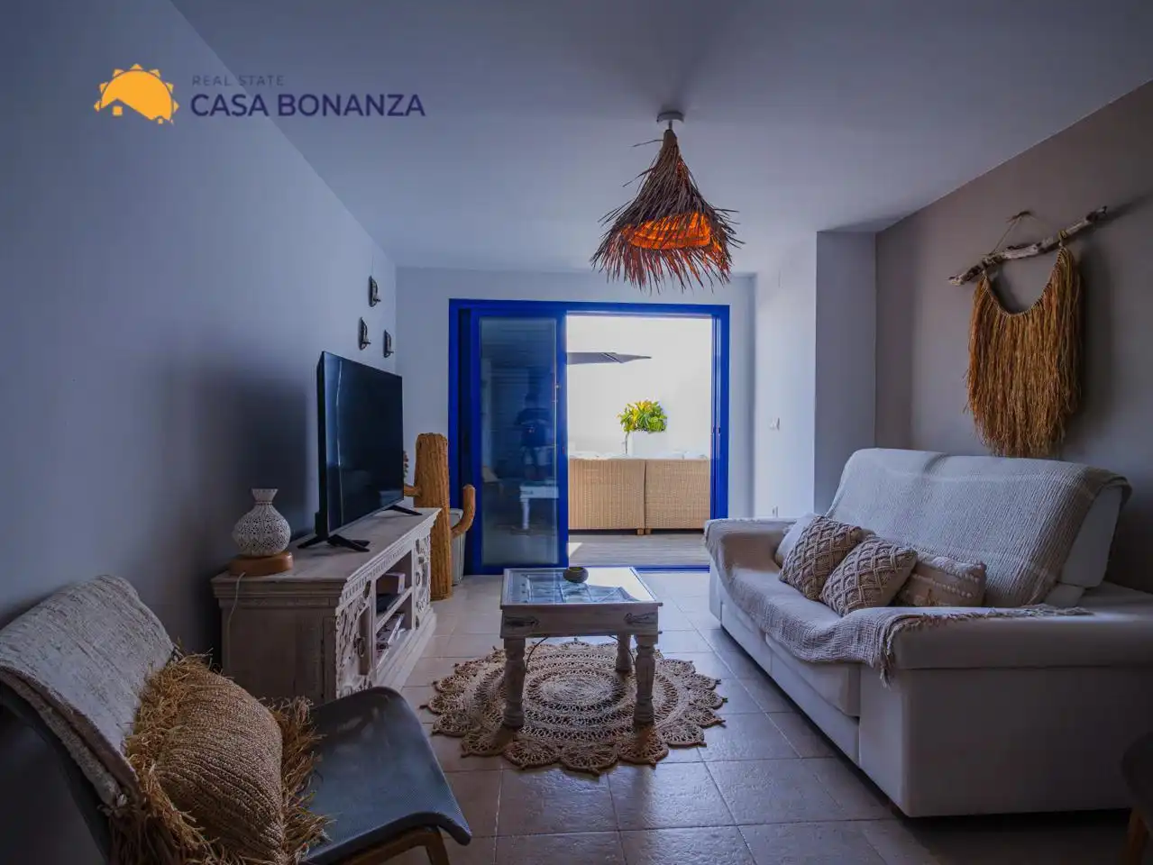 Living room of Apartments for sale in Almuñécar  with Air Conditioner, Terrace and Furnished