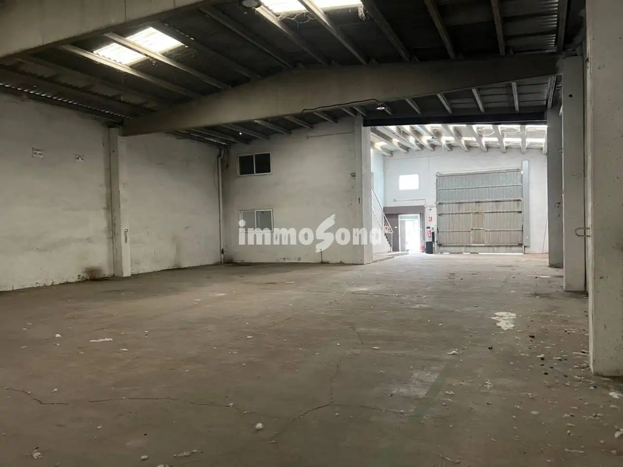Nau industrial en venda a Manlleu, imagen 2