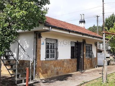 Casa amb jardí en venda a LUGAR CRUCEIRO