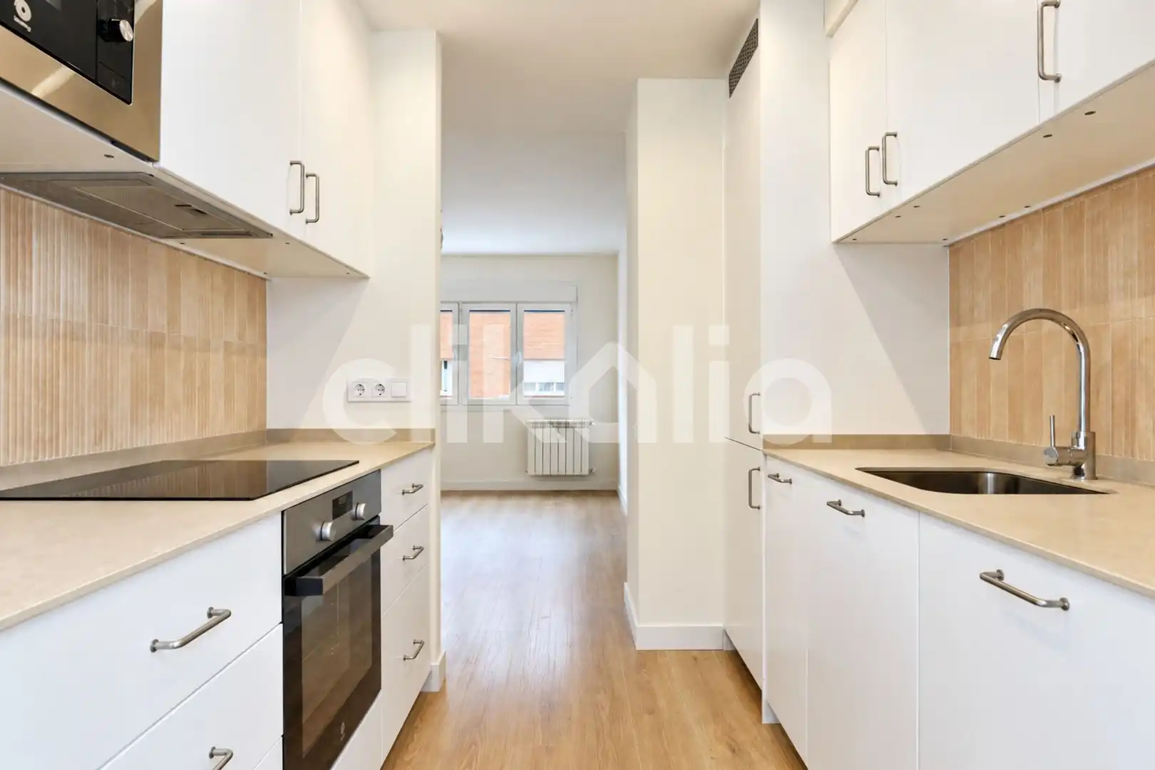 Küche von Wohnung zum Verkauf in Barrio de Salamanca