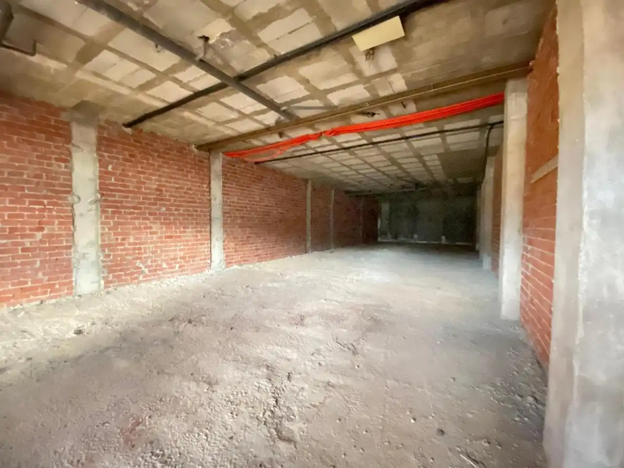 Gewerbefläche zum Verkauf in Avenida Dos Hermanas 23, imagen 7