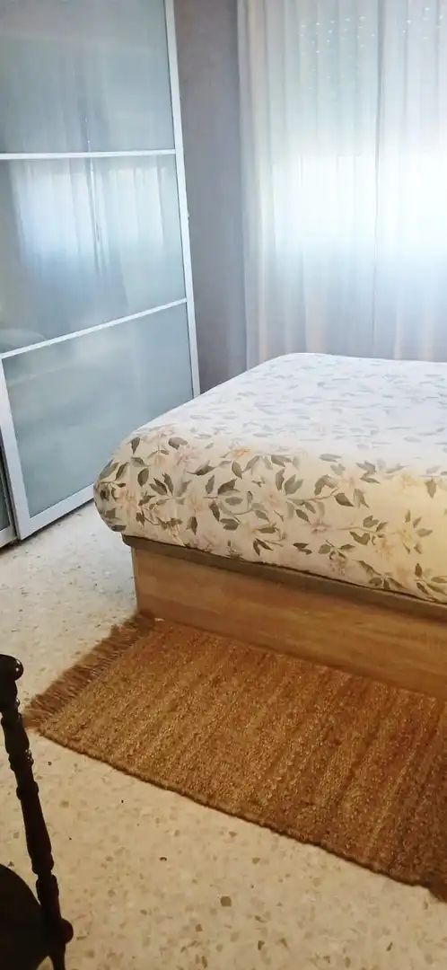Bedroom of Flat for sale in Sevilla  with Air Conditioner and Storage room