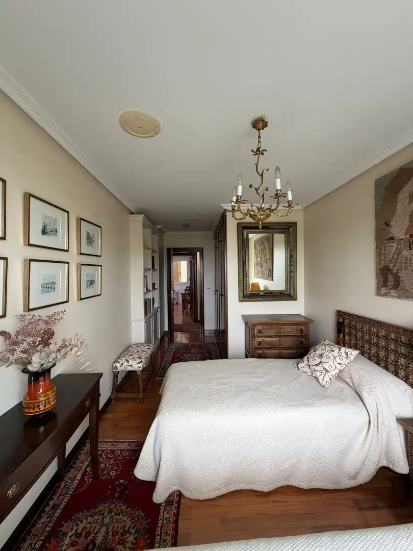 Habitación de Piso en venta en A Coruña Capital  con Calefacción, Parquet y Trastero