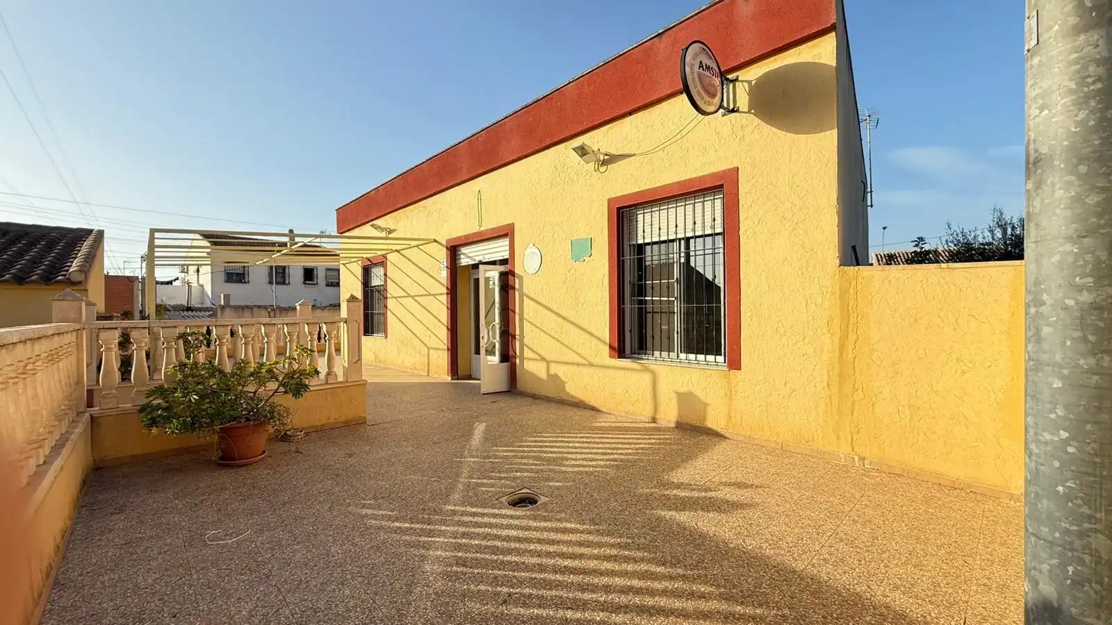 Vista exterior de Local en venda en Fuente Álamo de Murcia