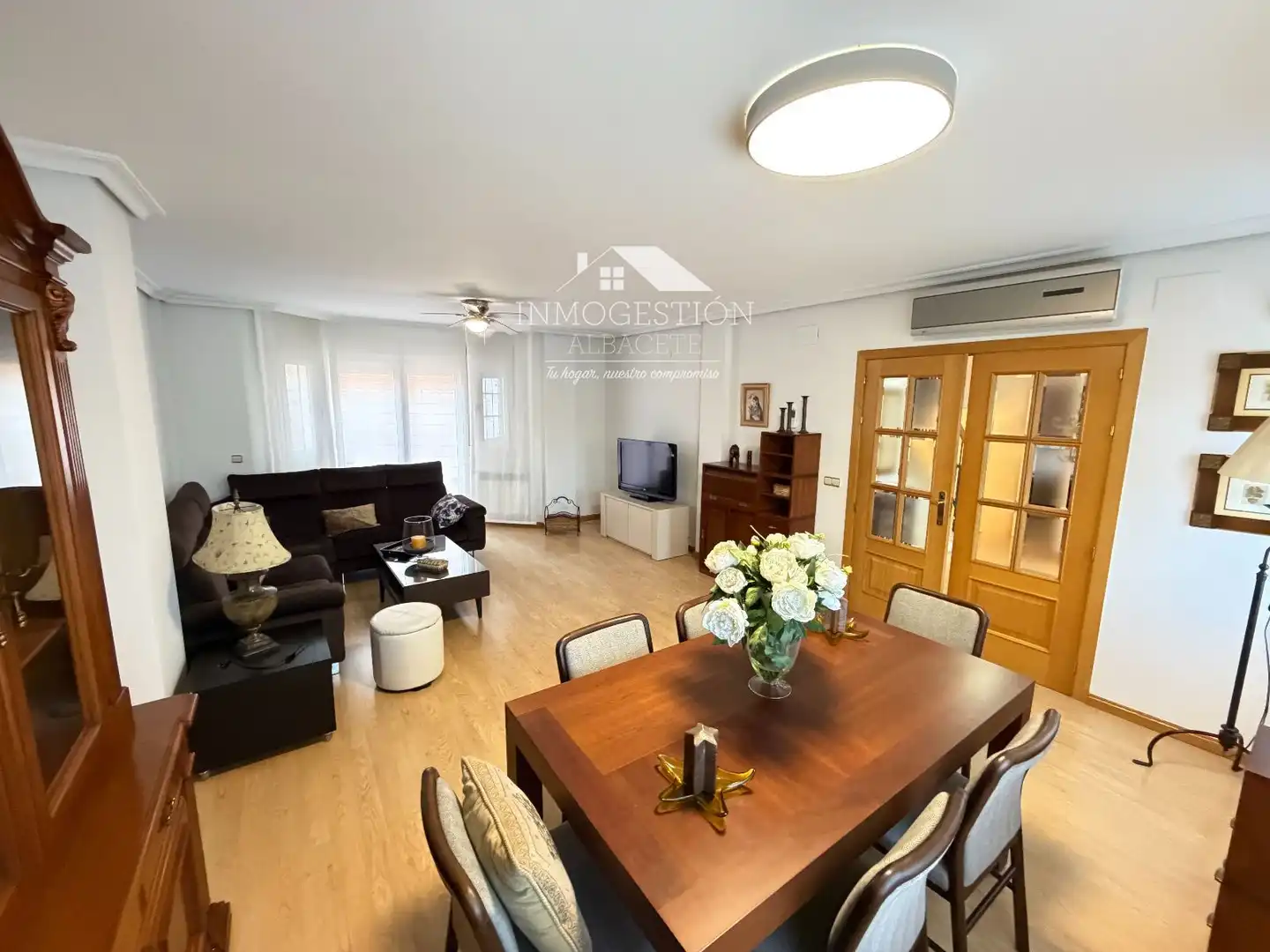 Living room of Detached homes for sale in Albacete  with Air Conditioner, Heating and Parquet flooring