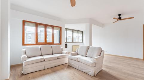 Foto 2 de Piso de alquiler en Calle Oña, Virgen del Cortijo - Manoteras,  Madrid Capital