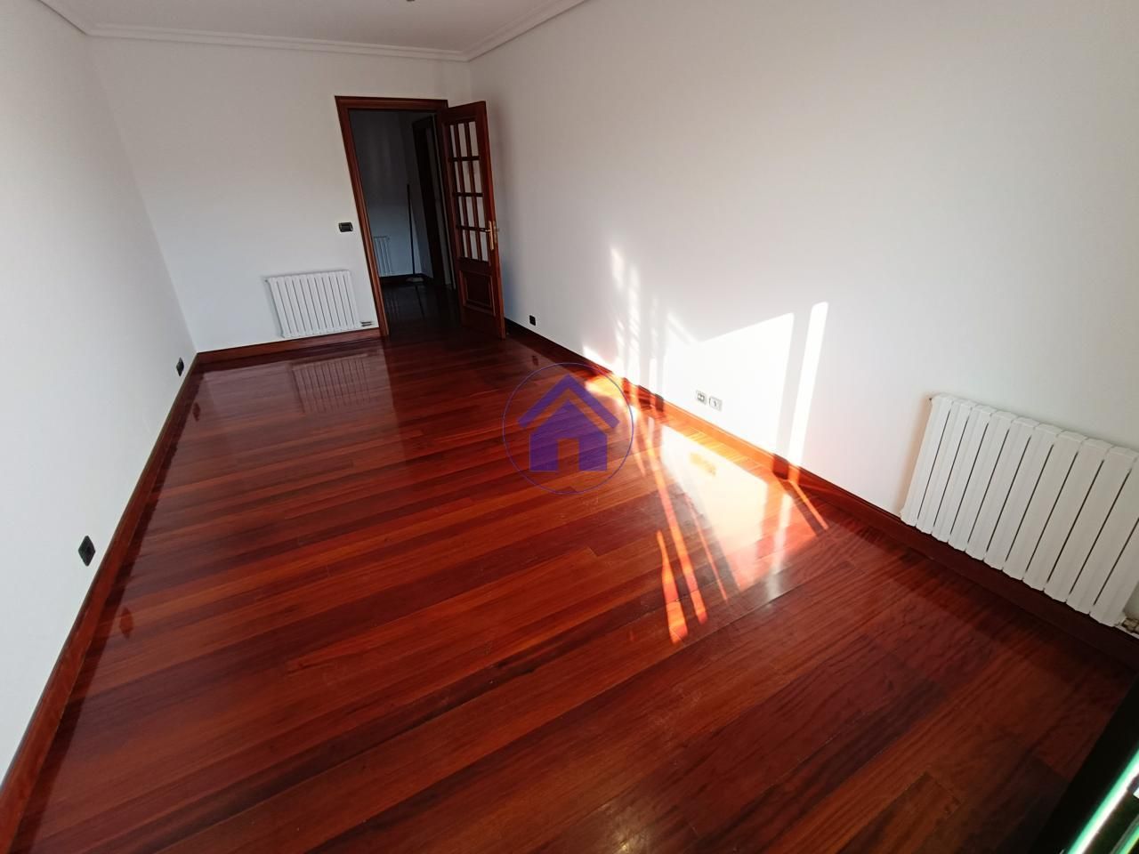 Àtic de lloguer a Praza Independencia