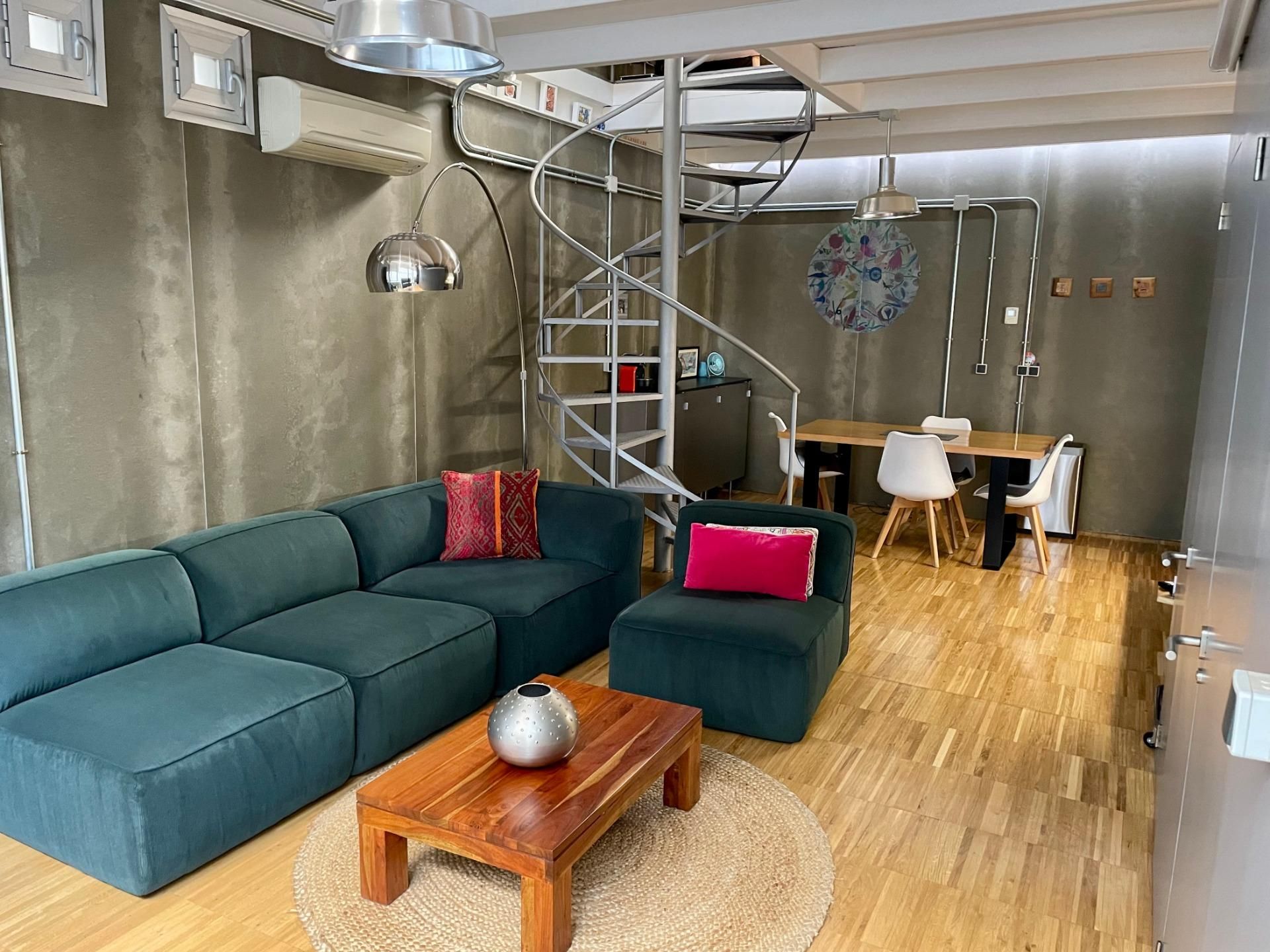 Living room of Duplex for sale in  Madrid Capital  with Air Conditioner, Heating and Terrace