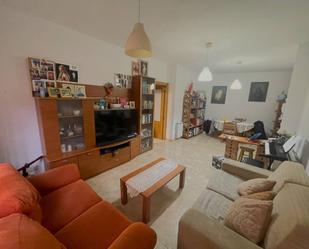 Sala d'estar de Pis en venda en  Toledo Capital amb Calefacció