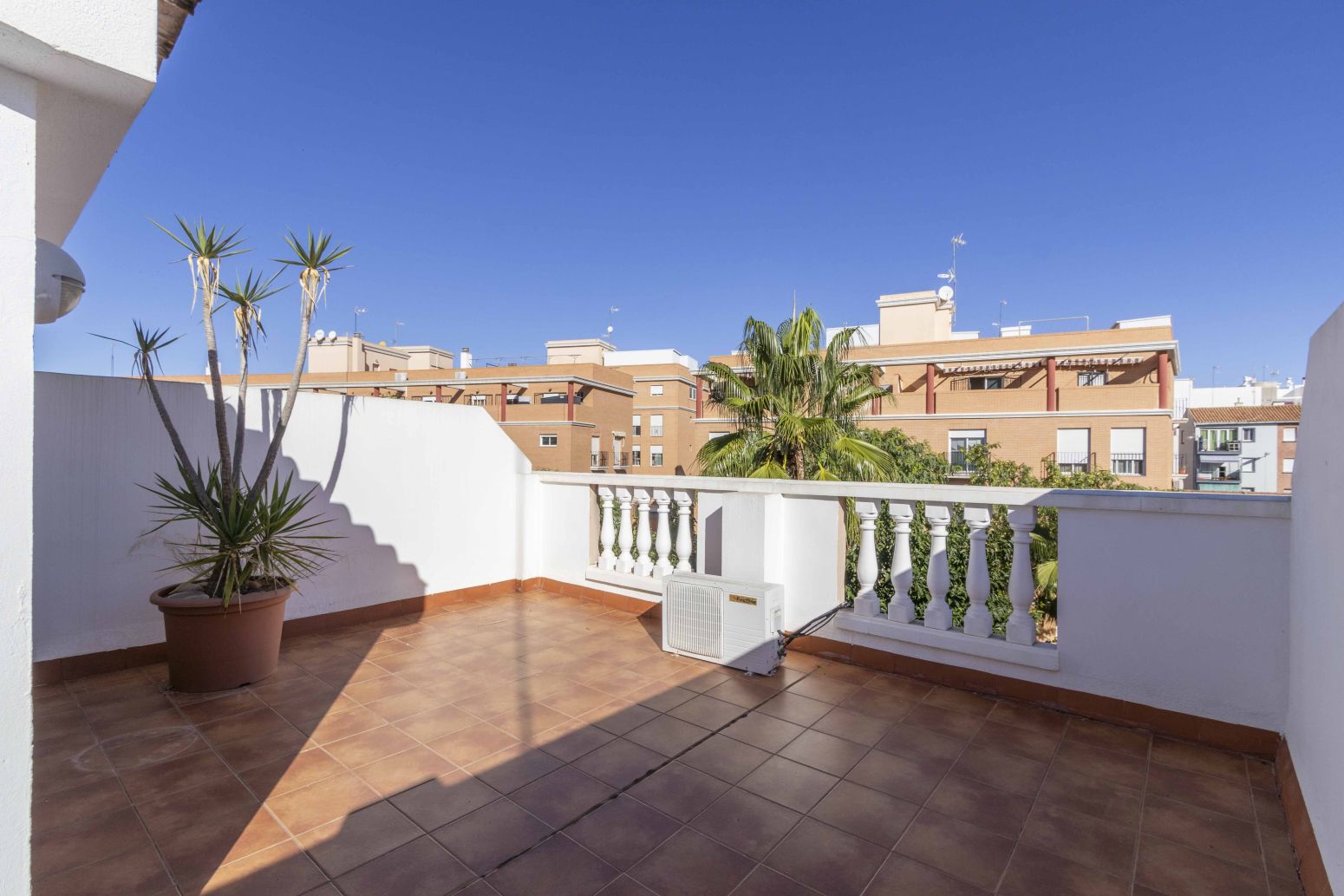 Terrace of Single-family semi-detached for sale in Sagunto / Sagunt  with Air Conditioner, Heating and Private garden