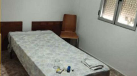 Foto 2 de Casa o chalet en venta en Calle de Membezar, Entrevías, Madrid Capital