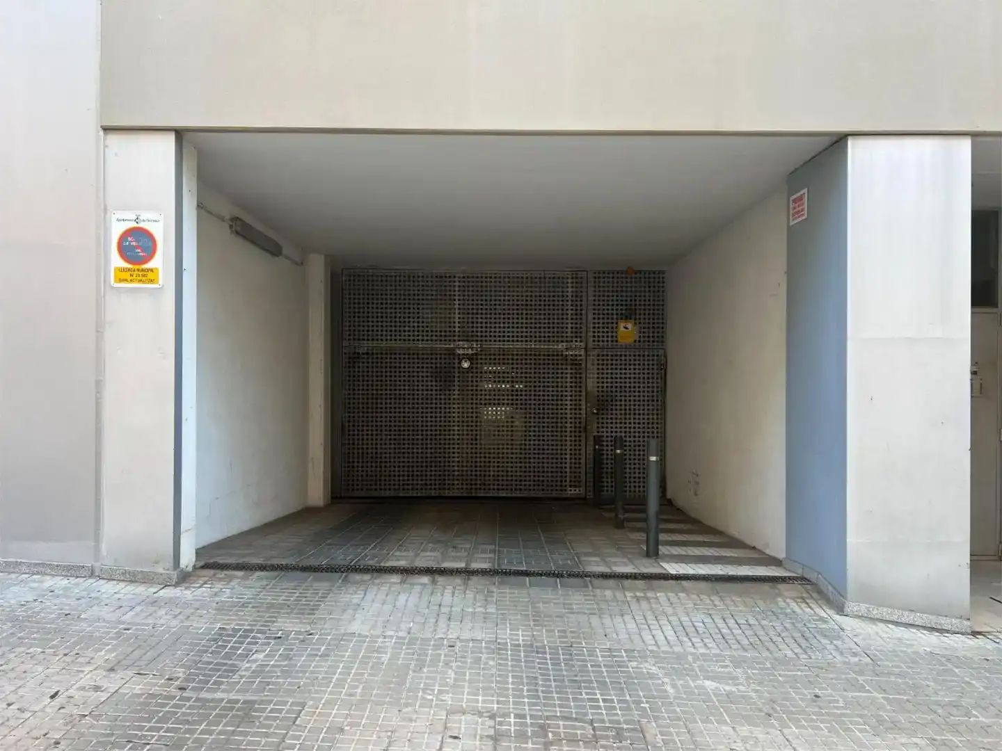 Parkplatz von Garage zum Verkauf in Terrassa