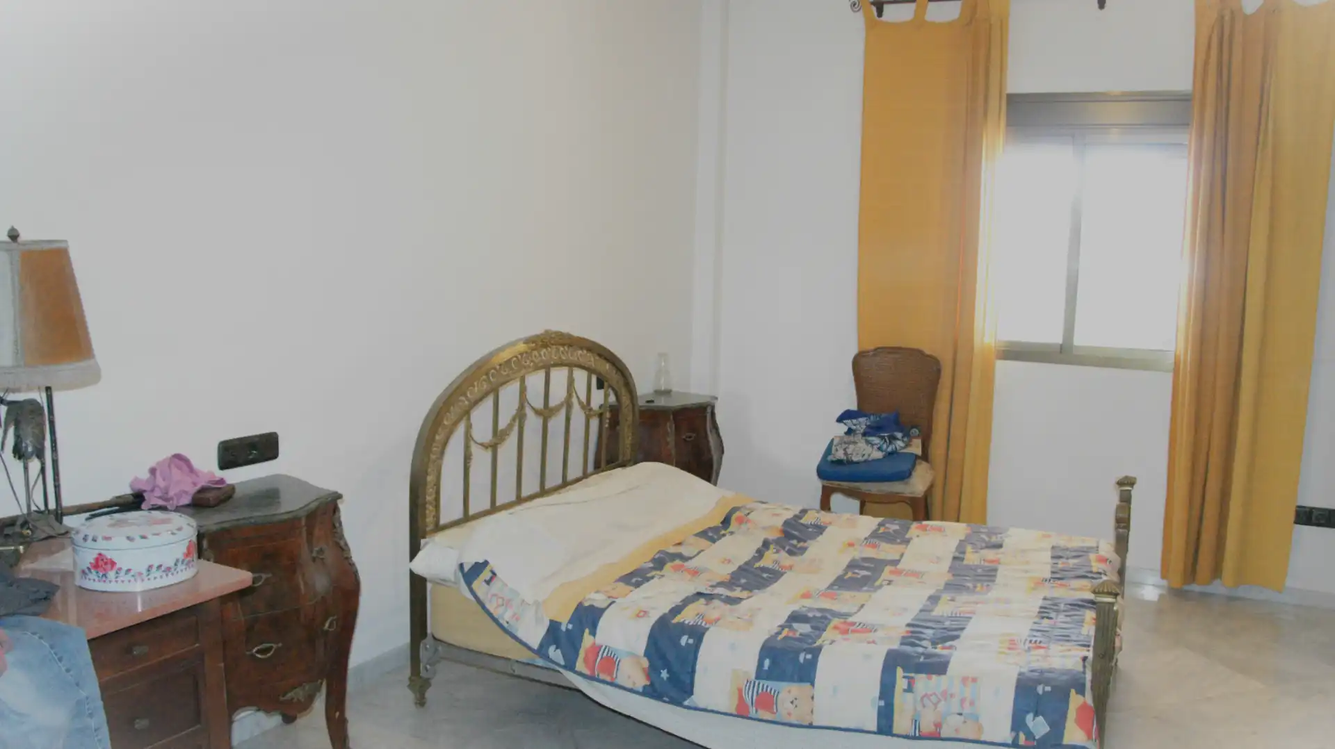 Habitación de Casa o chalet en venta en Espartinas con Aire acondicionado, Jardín privado y Terraza