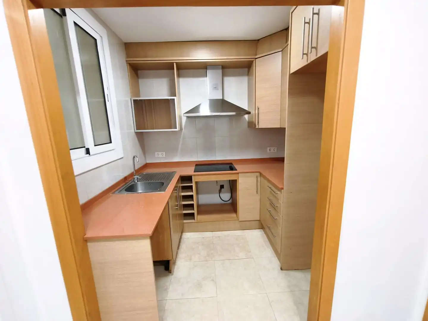 Cocina de Planta baja en venta en Terrassa con Calefacción, Jardín privado y Parquet