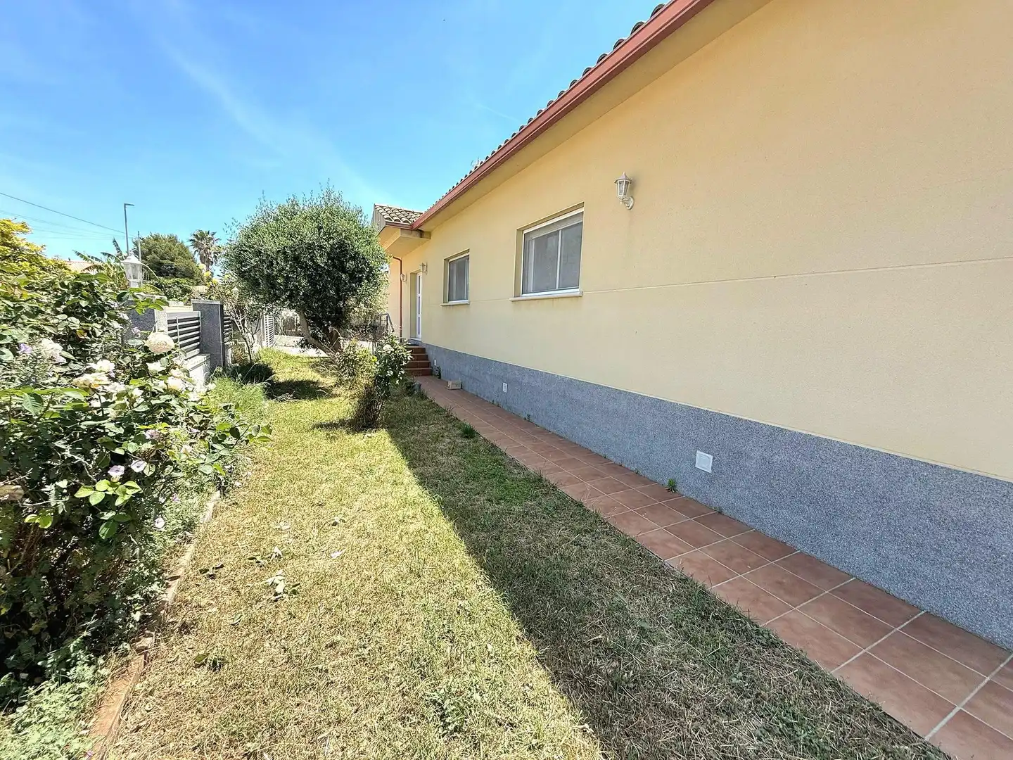Vista exterior de Casa o chalet en venta en Calafell con Aire acondicionado, Calefacción y Jardín privado