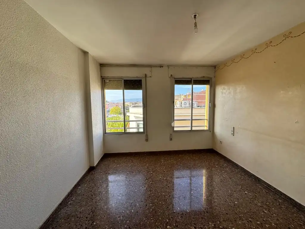 Dormitori de Pis en venda en Santa Bàrbara