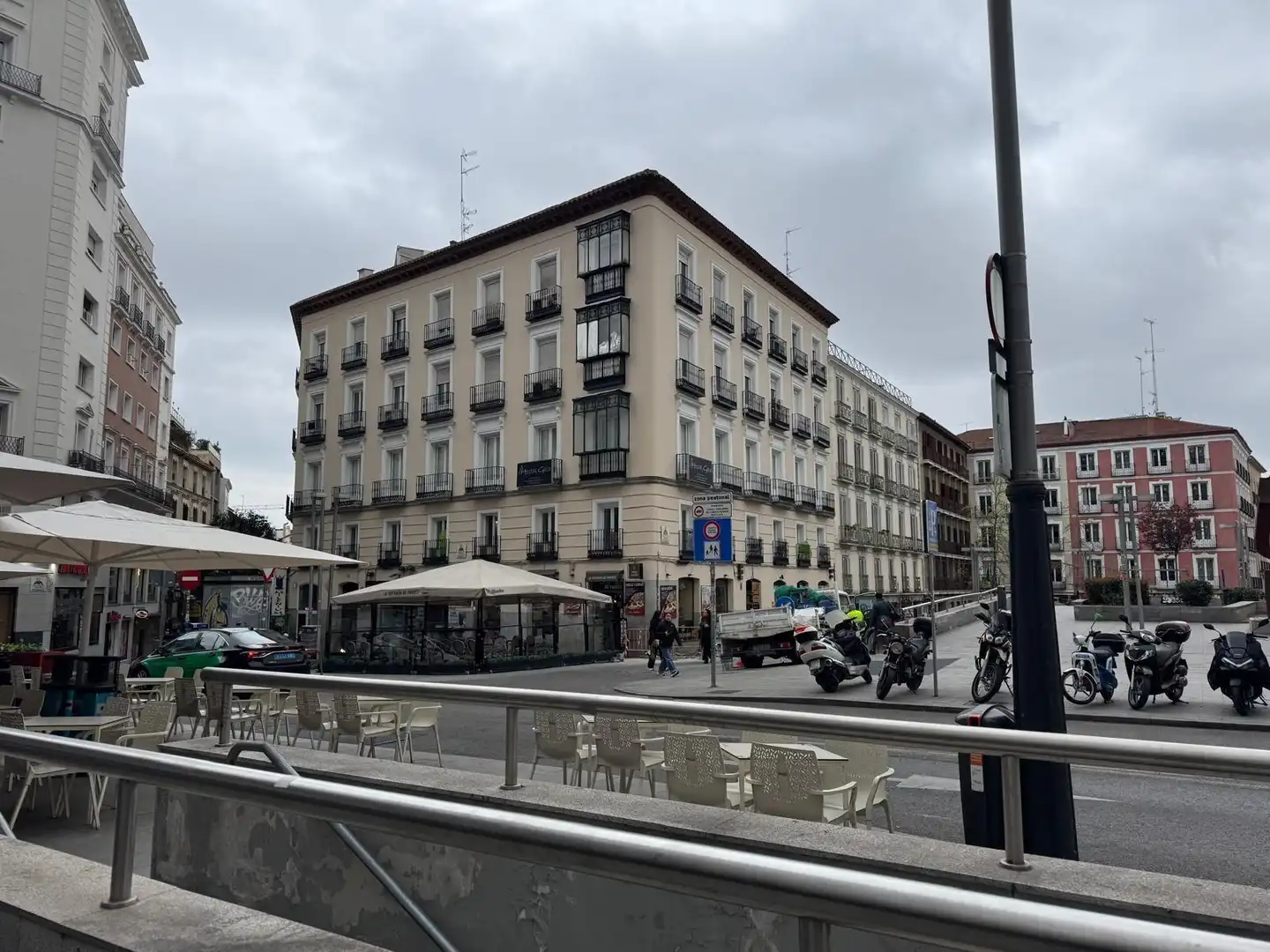 Exterior view of Flat for sale in Madrid  with Air Conditioner and Heating