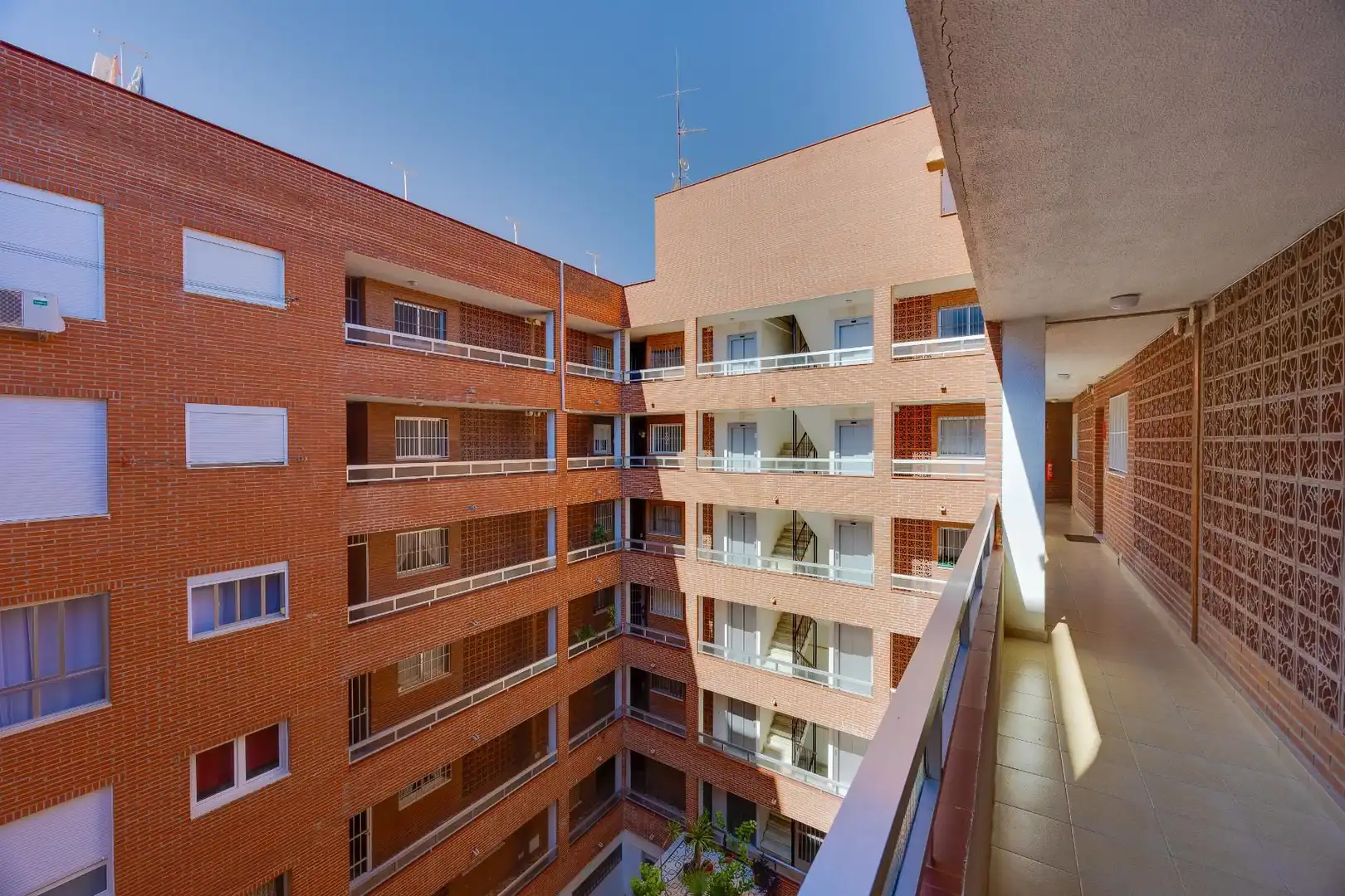 Apartamento con ascensor en venta en Travesía Travesía San Miguel de Salinas, imagen 27