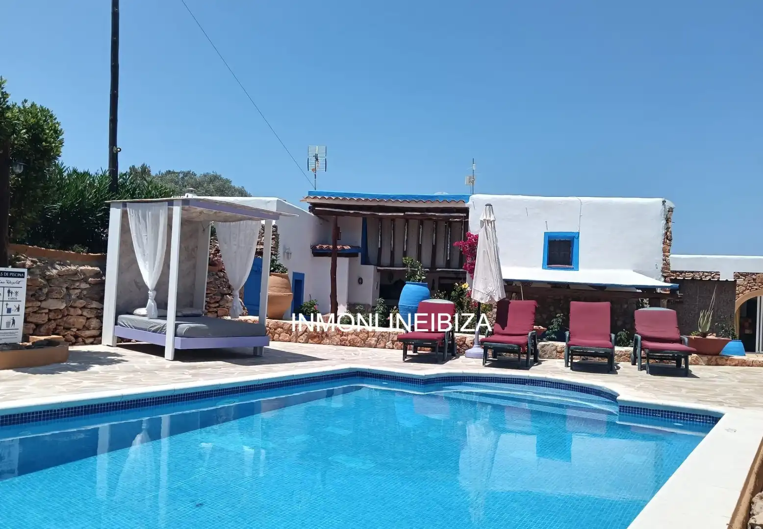 Chalet con piscina en venta en Sant Josep