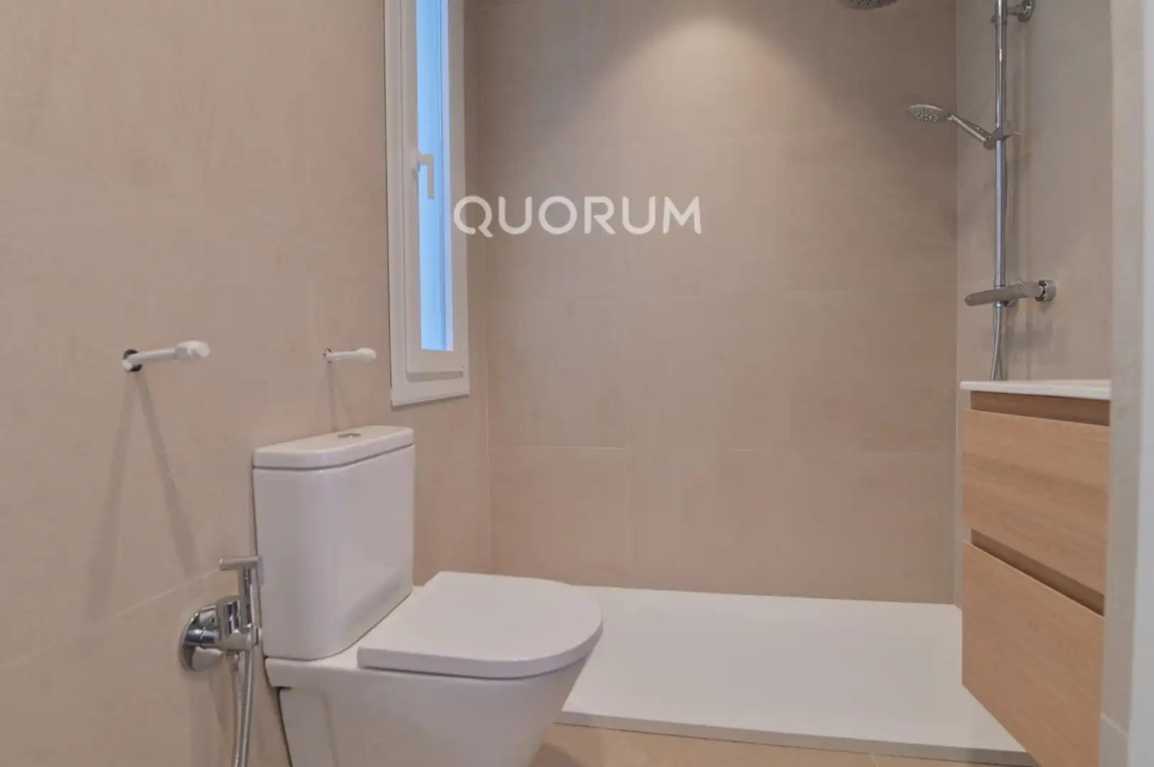 Bathroom of Flat for sale in Bilbao   with Heating