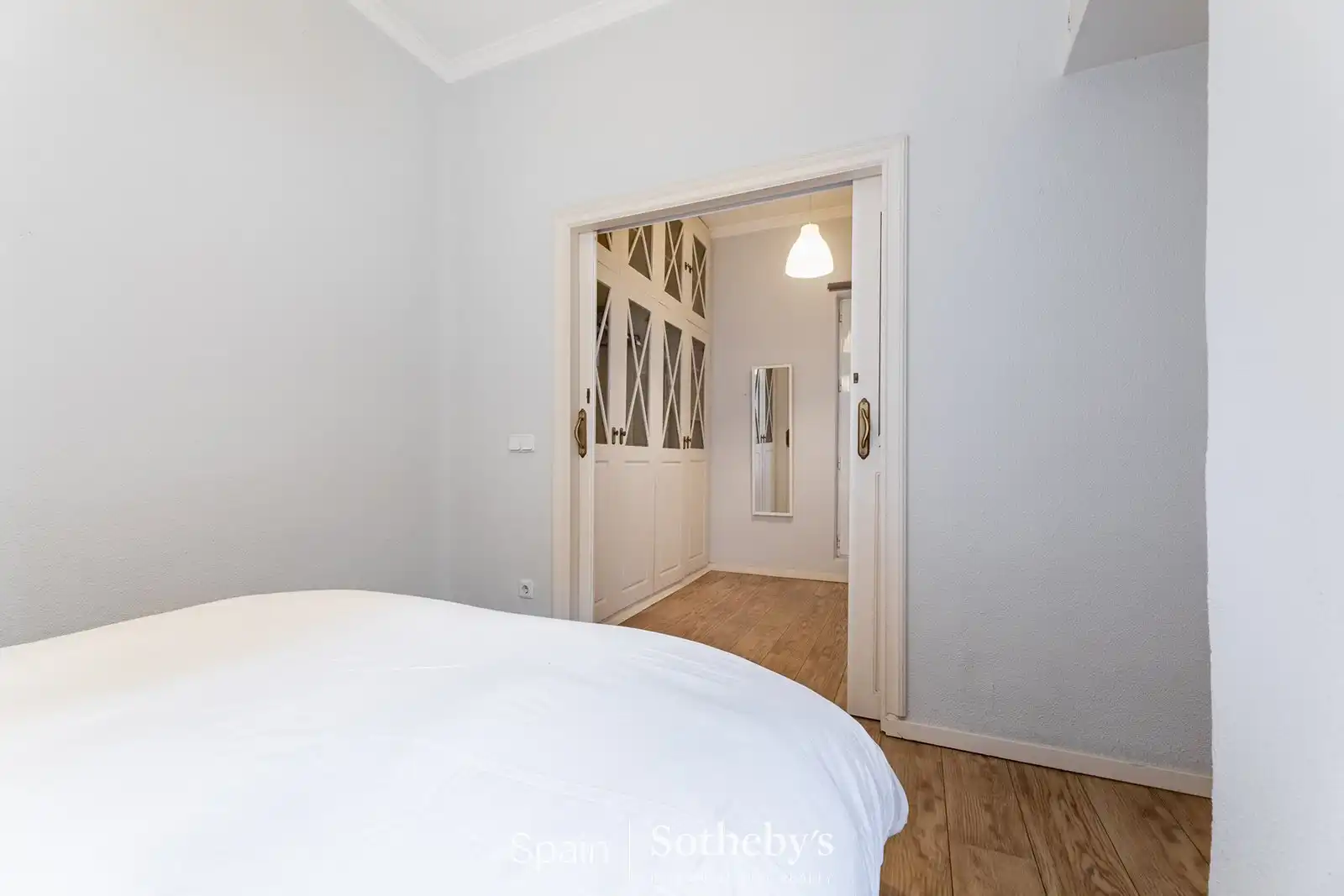 Dormitori de Apartament en venda en Madrid amb Aire condicionat, Calefacció i Terrassa