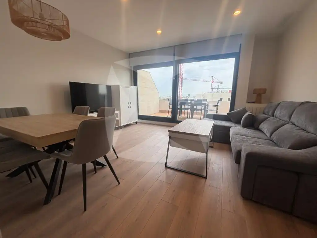 Wohnzimmer von Wohnung zur Miete in Badajoz mit Klimaanlage, Privatgarten und Terrasse