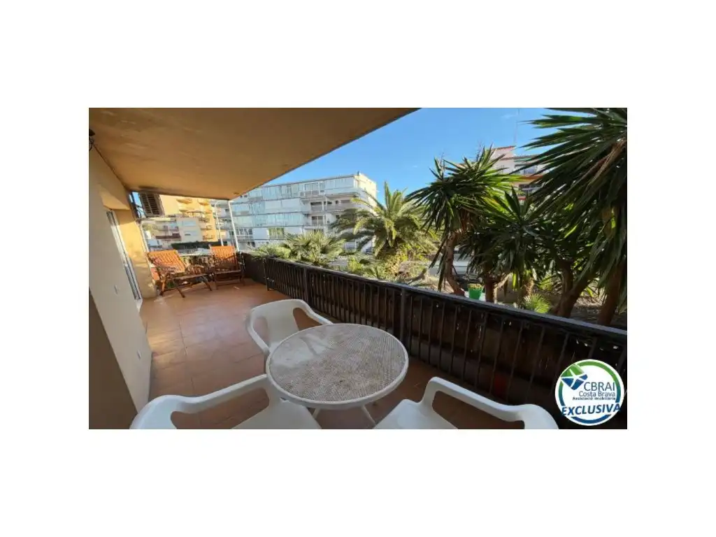 Piso con ascensor en venta en Avenida De La Bocana 50