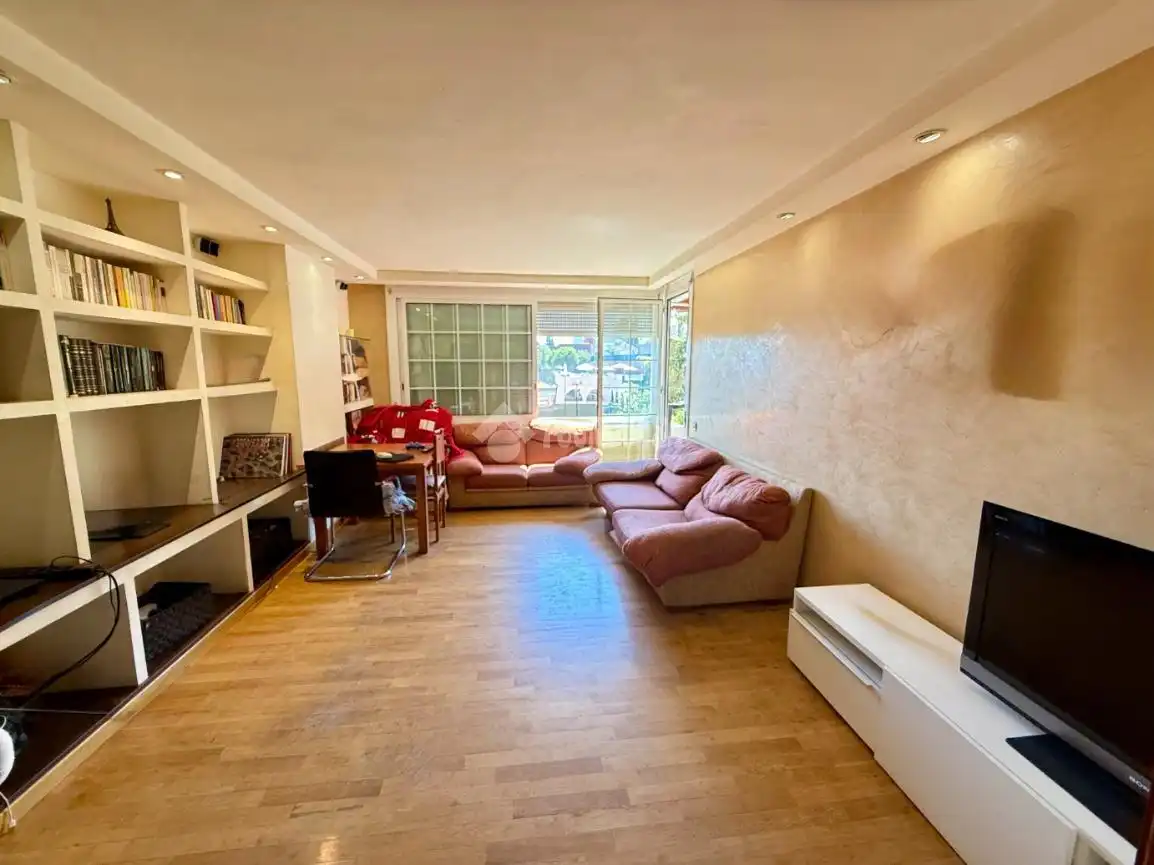 Wohnzimmer von Wohnung zum Verkauf in Barcelona mit Gemeinschaftspool