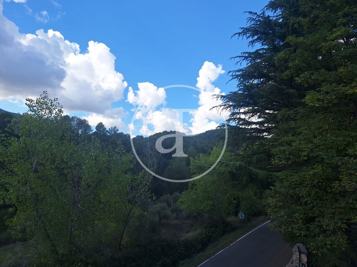 Vista exterior de Casa o xalet en venda en Alcoy / Alcoi amb Calefacció, Terrassa i Balcó