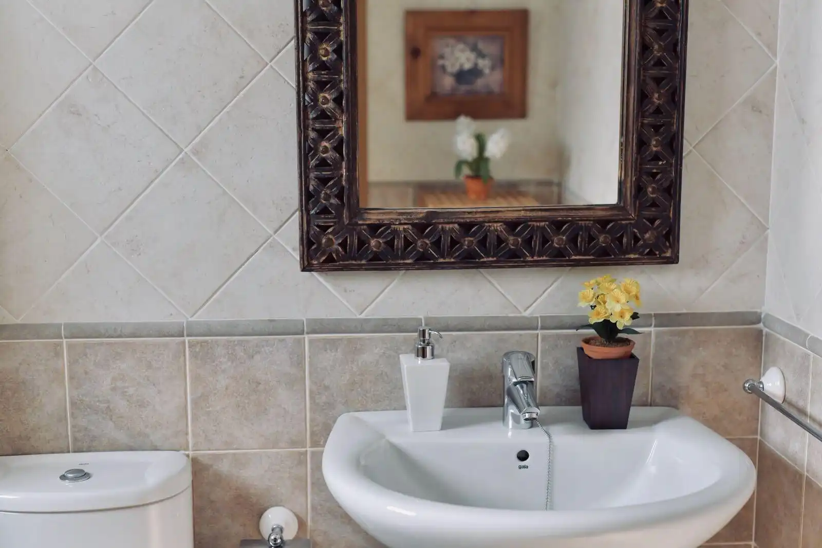 Baño de Planta baja en venta en Vélez-Málaga con Aire acondicionado, Jardín privado y Terraza