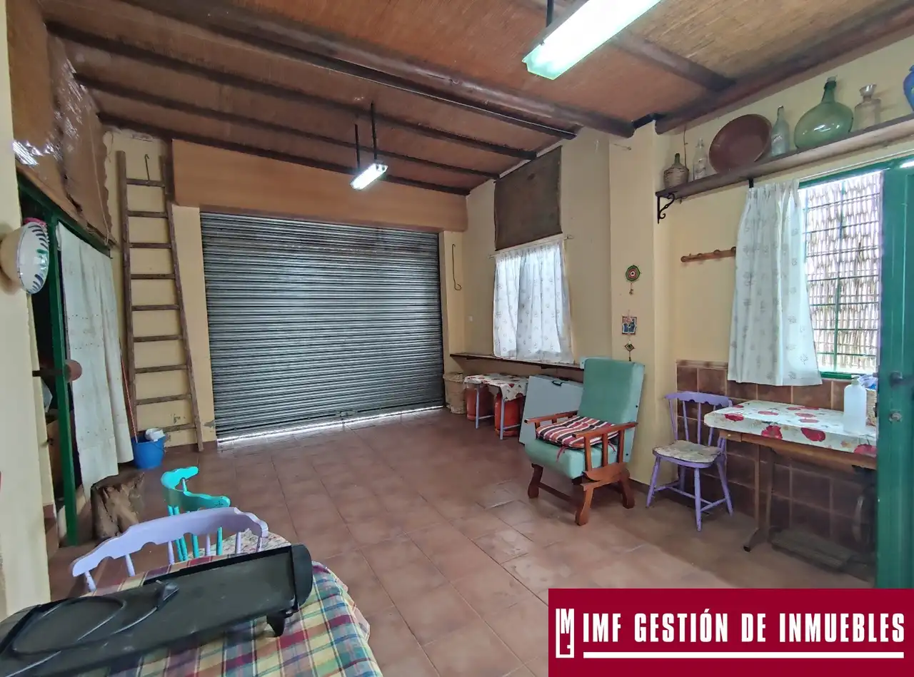 Finca rústica en venta en Vélez-Málaga con Jardín privado, Terraza y Trastero