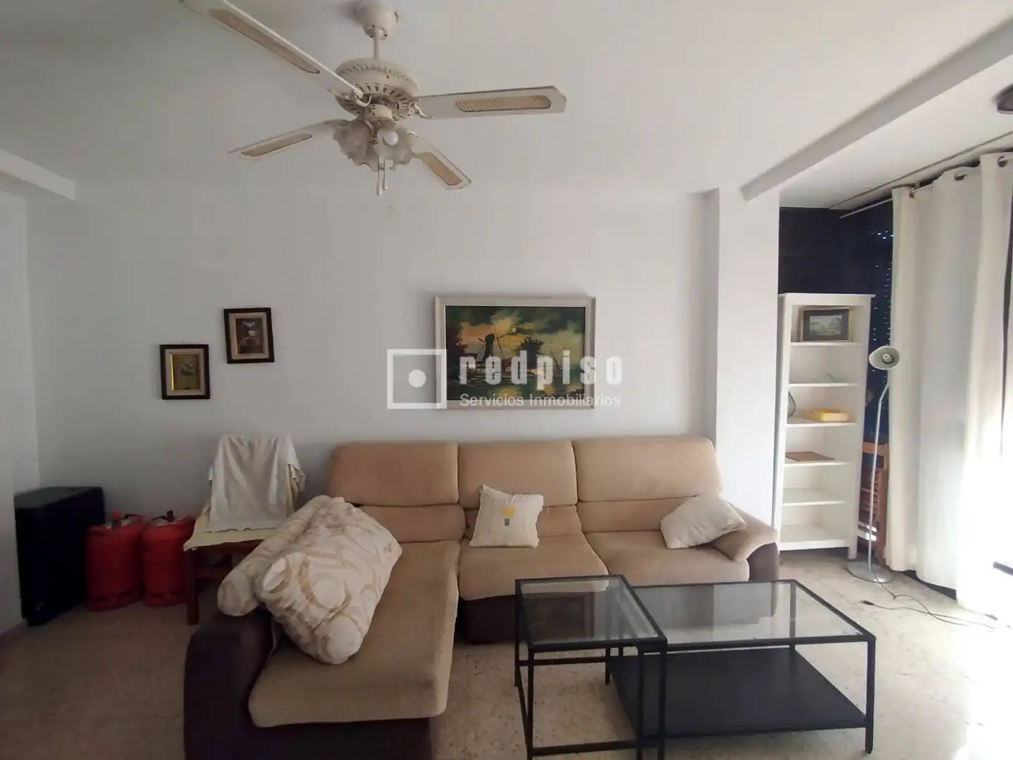 Living room of Flat for rent in Sevilla  with Air Conditioner, Terrace and Furnished