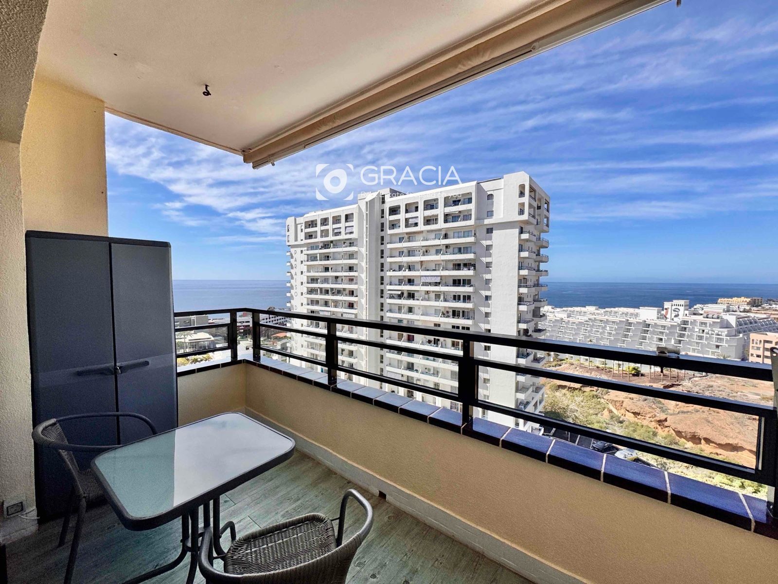 Außenansicht von Wohnung zur Miete in Adeje mit Terrasse, Schwimmbad und Möbliert