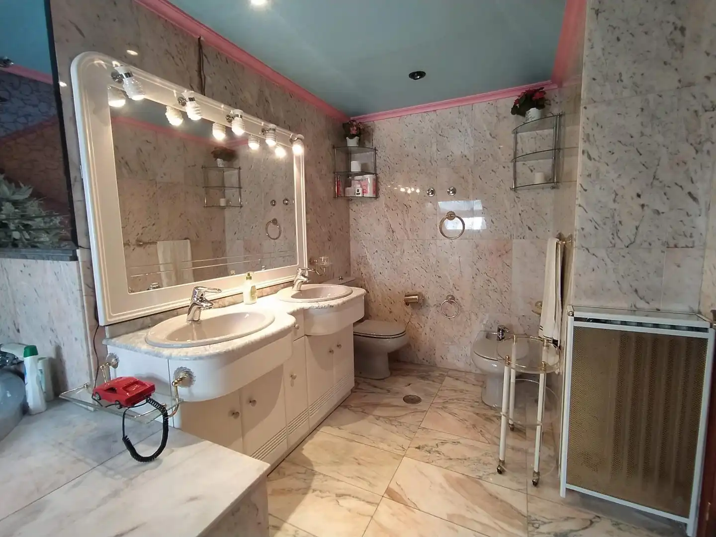 Baño de Dúplex en venta en Ponferrada con Calefacción, Parquet y Trastero