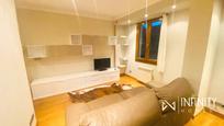 Living room of Flat for sale in Bilbao   with Heating, Oven and Washing machine
