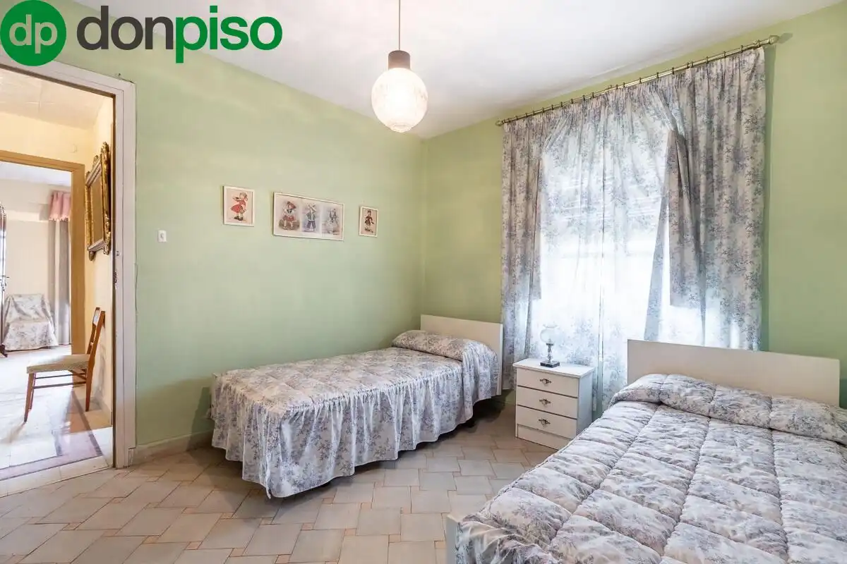 Finca rústica en venta en Calle CAJAR, Barrio de la Vega