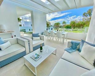 Terrassa de Apartament de lloguer en Estepona amb Aire condicionat, Terrassa i Piscina