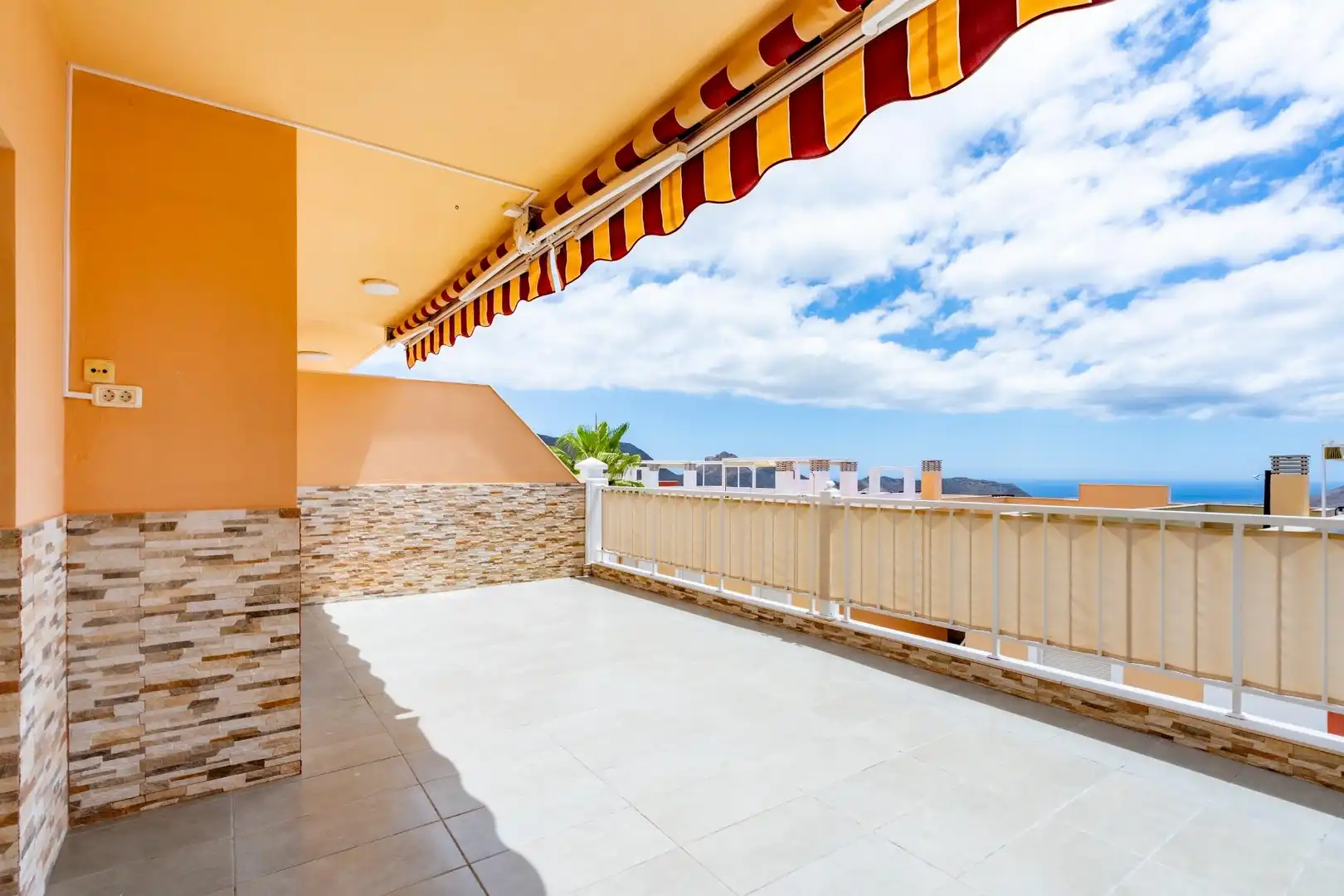 Apartamento de alquiler en Calle Tinguafaya, Chayofa