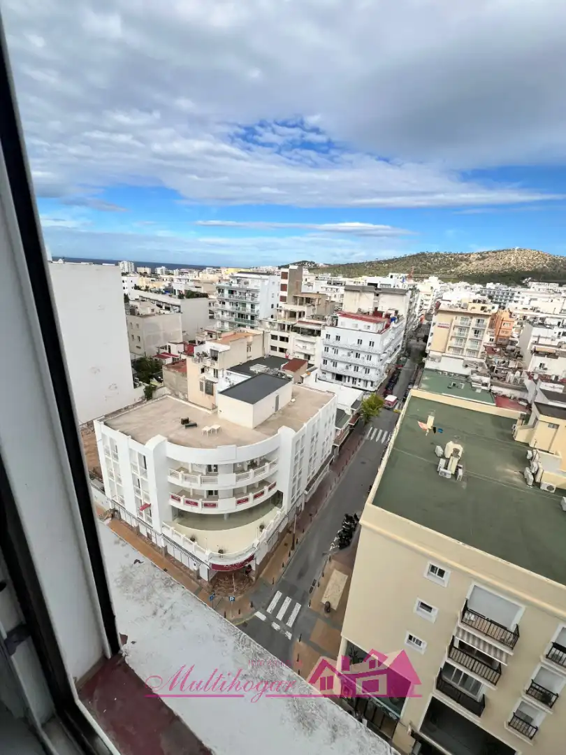 Vista exterior de Pis en venda en Sant Antoni de Portmany amb Aire condicionat, Calefacció i Terrassa