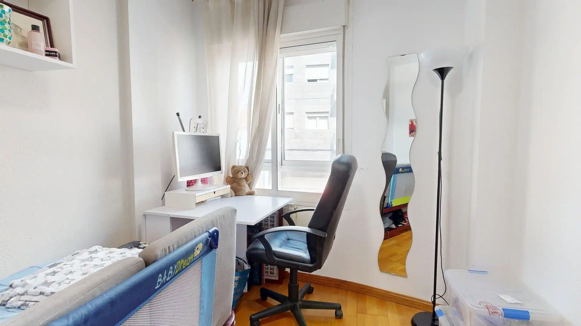 Habitación de Casa adosada en venta en Zaragoza con Calefacción, Jardín privado y Terraza