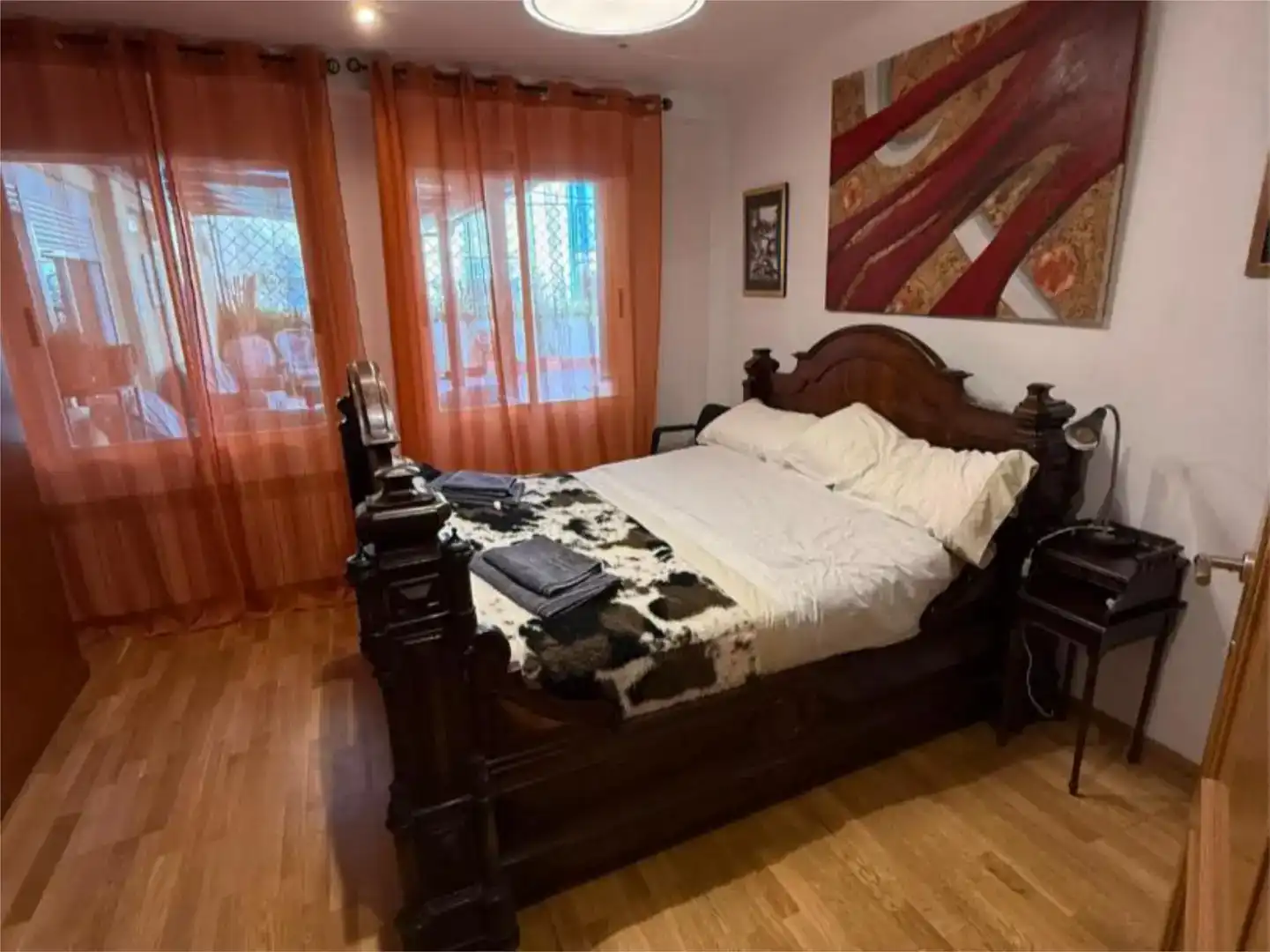 Schlafzimmer von Wohnung zur Miete in  Zaragoza Capital mit Klimaanlage und Balkon