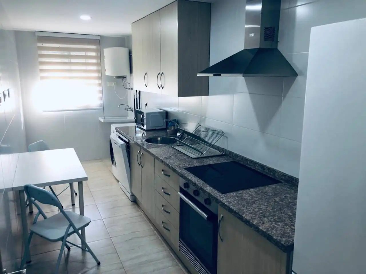 Appartamento con ascensore in affitto a Avenida País Valencià, imagen 4