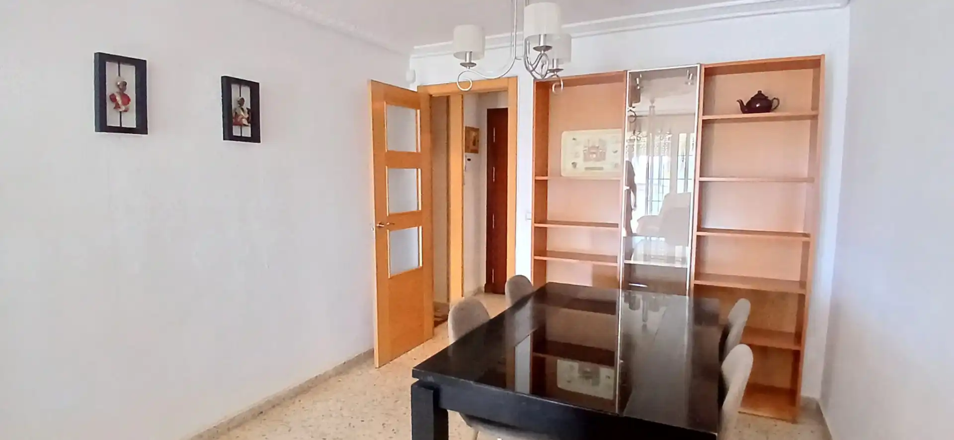 Comedor de Piso de alquiler en Sevilla con Aire acondicionado, Amueblado y Lavadora