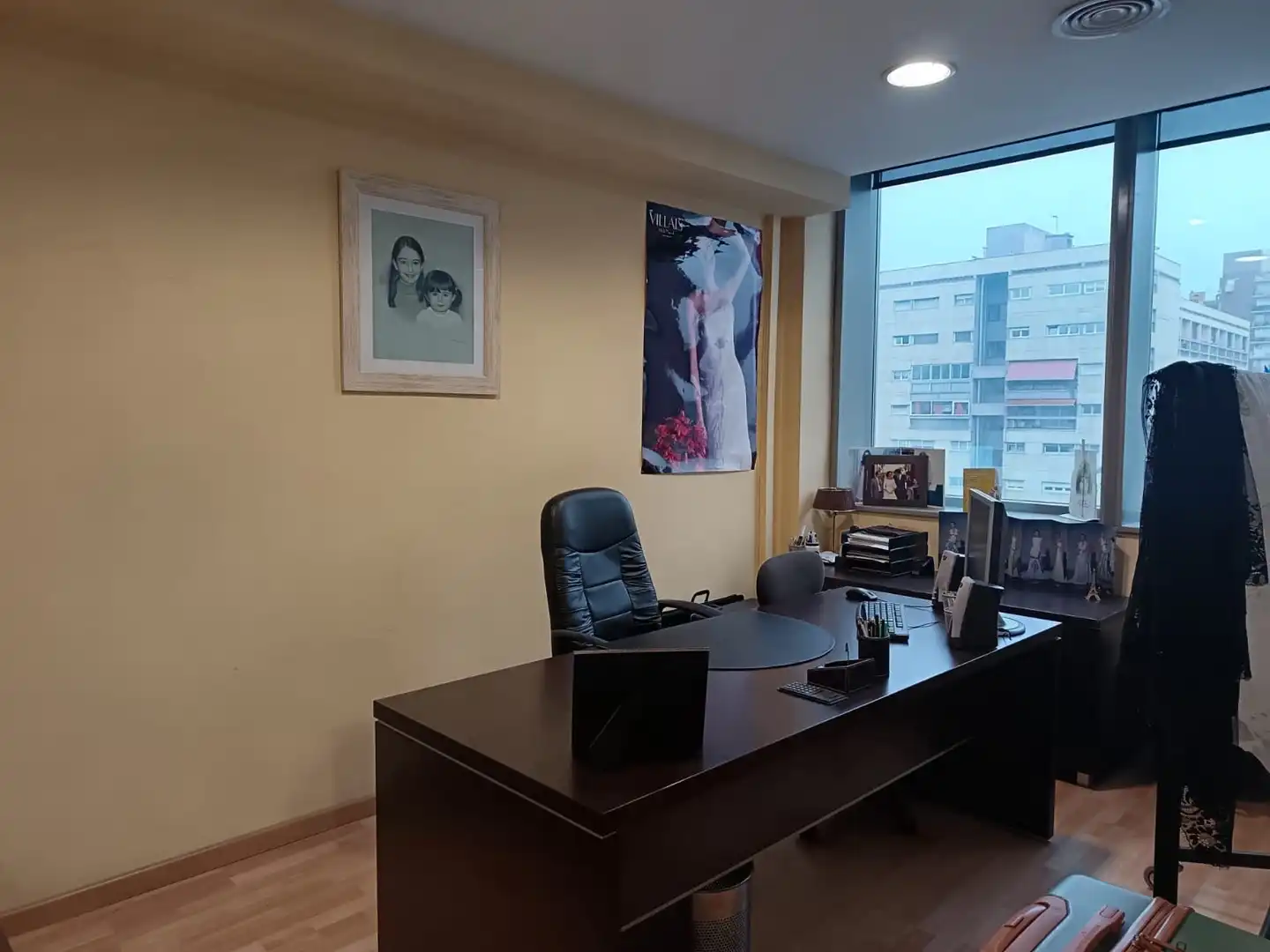Oficina en venda en Barcelona amb Moblat