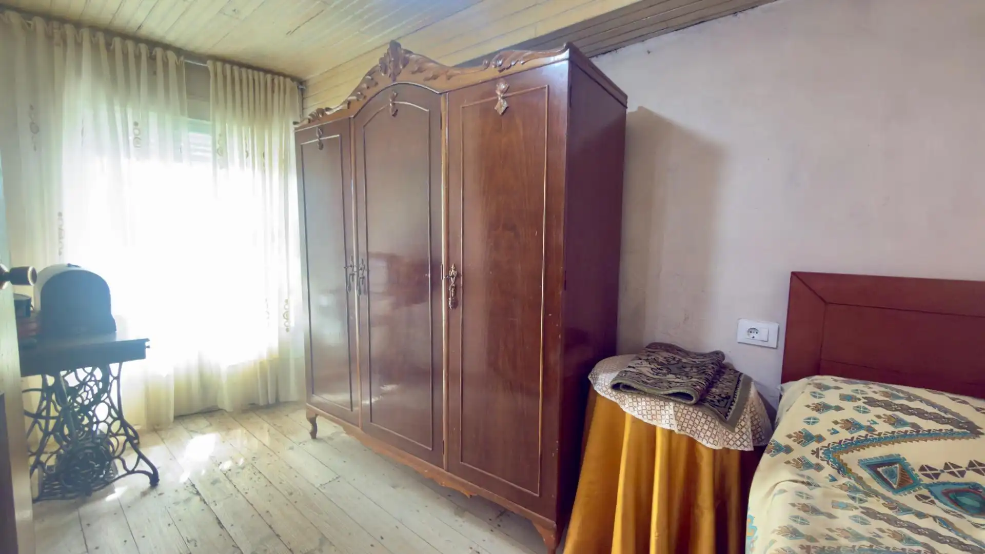Schlafzimmer von Haus oder Chalet zum Verkauf in Cartelle mit Möbliert